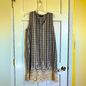 Vintage look ladies dress